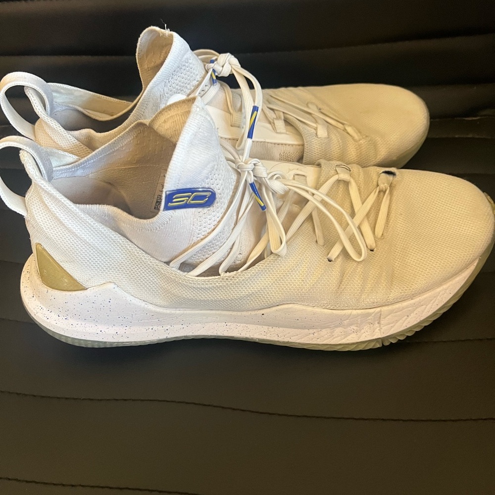 Under Armour White Sneakers with Classic Design and Comfort - Picture 2 of 6